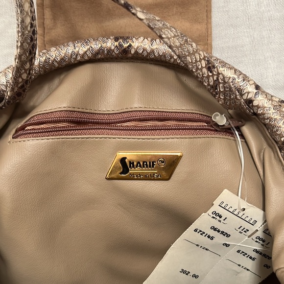 NWT Sharif gold alligator skin and leather crossbody bag with clamshell closure - Picture 6 of 14